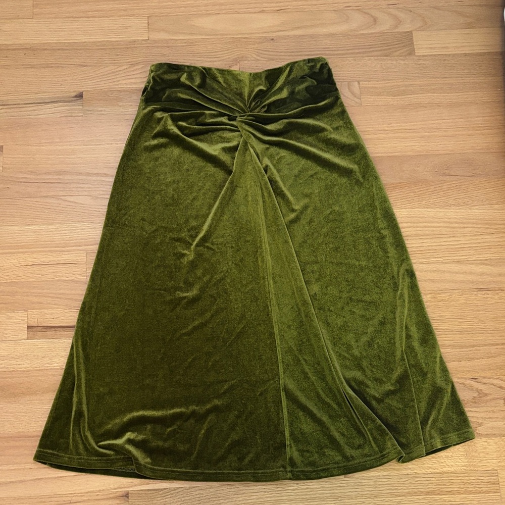 Elegant Olive Green Velvet Skirt size L - Picture 5 of 7